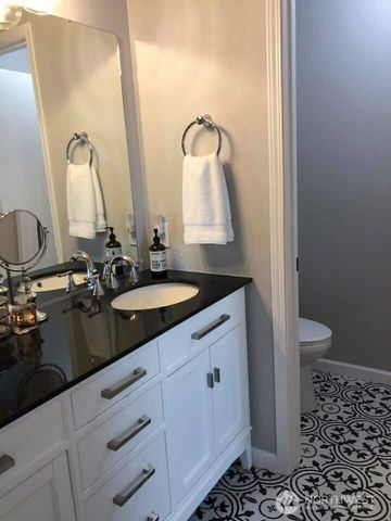 3702 48th Avenue NE, Tacoma, WA 98422