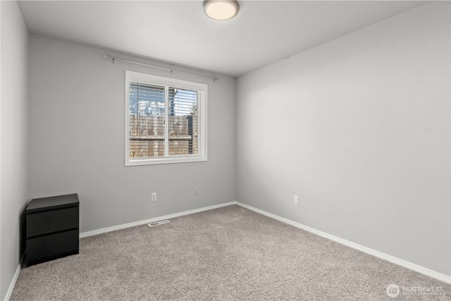 3702 48th Avenue NE, Tacoma, WA 98422