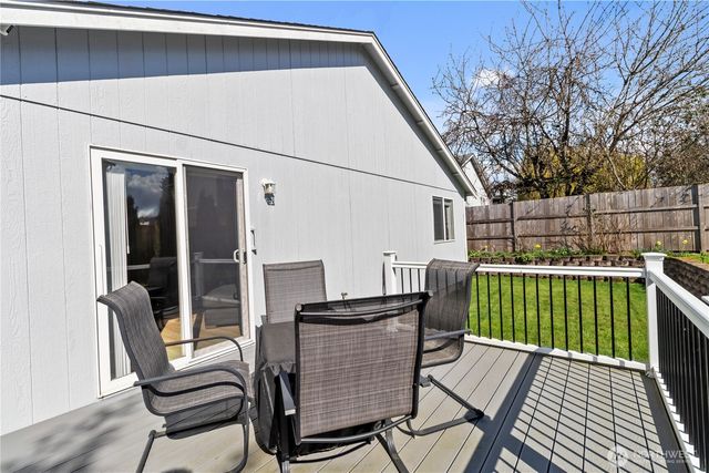 3702 48th Avenue NE, Tacoma, WA 98422