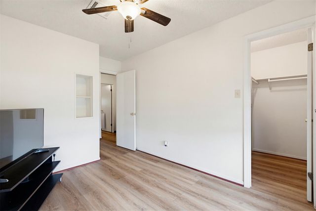 501 Meadow DR, Rockdale, TX 76567