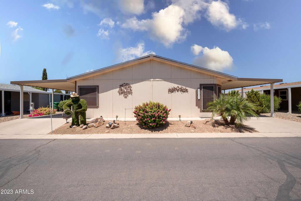 40576 N EAGLE Street, San Tan Valley, AZ 85140 — exterior