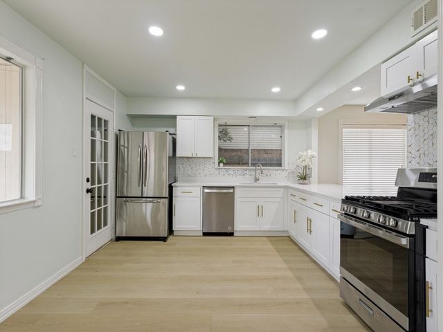 2018 Vail Drive, Garland, TX 75044