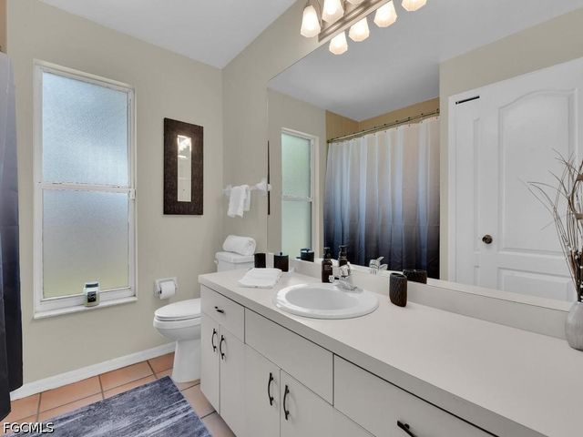 11481 Bent Pine DR, Fort Myers, FL 33913