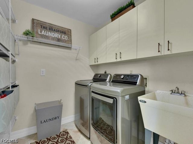 11481 Bent Pine DR, Fort Myers, FL 33913