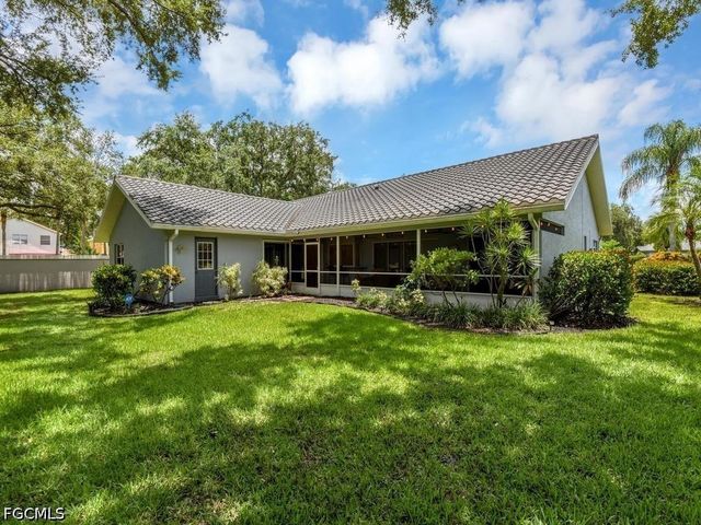 11481 Bent Pine DR, Fort Myers, FL 33913