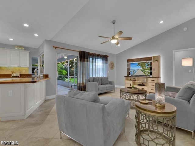 11481 Bent Pine DR, Fort Myers, FL 33913