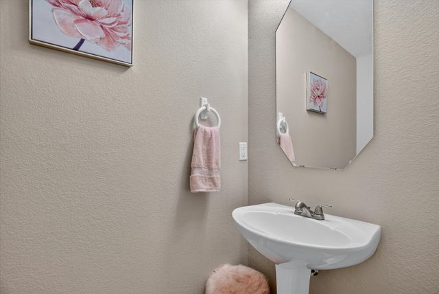 7724 Brook Meadow Lane, Fort Worth, TX 76133