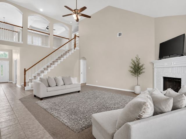 7724 Brook Meadow Lane, Fort Worth, TX 76133