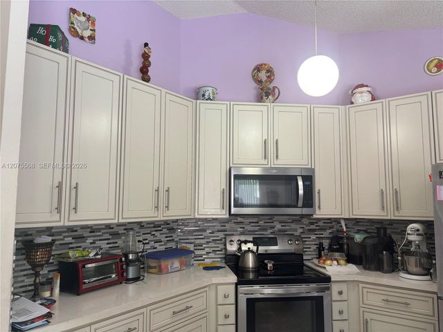 9510 Ashley Drive, Miramar, FL 33025