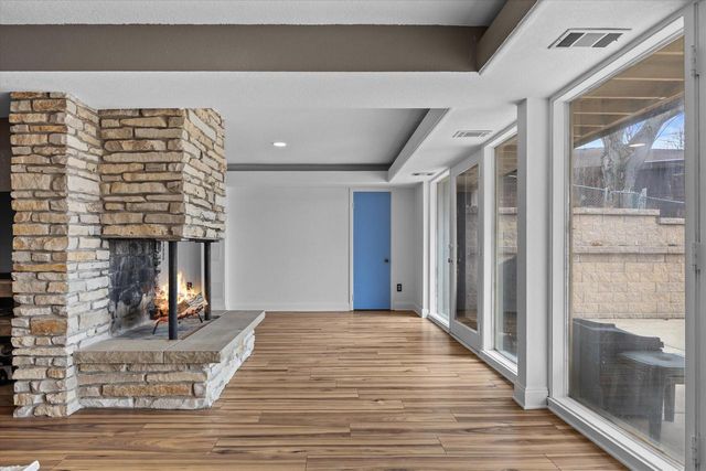 2365 S Green Links DRIVE, West Allis, WI 53227