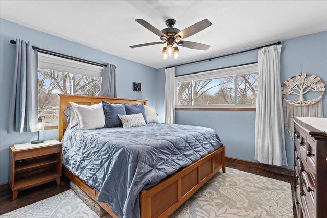 2365 S Green Links DRIVE, West Allis, WI 53227