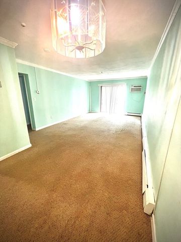 100 Grandview Ave 4A, Quincy, MA 02170