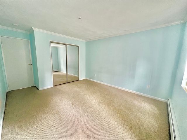 100 Grandview Ave 4A, Quincy, MA 02170