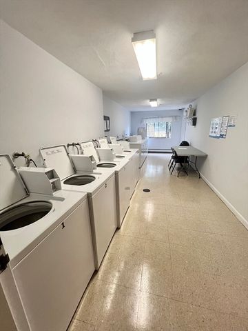 100 Grandview Ave 4A, Quincy, MA 02170