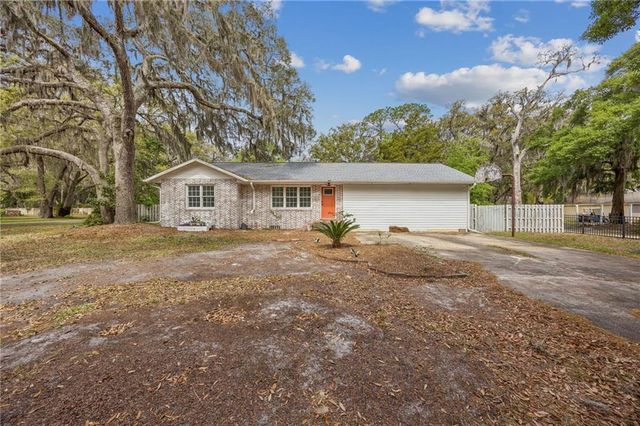 303 Mahan Street, St. Marys, GA 31558
