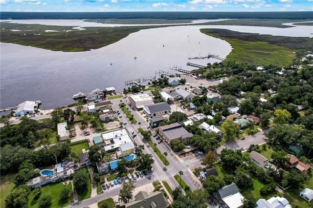 303 Mahan Street, St. Marys, GA 31558