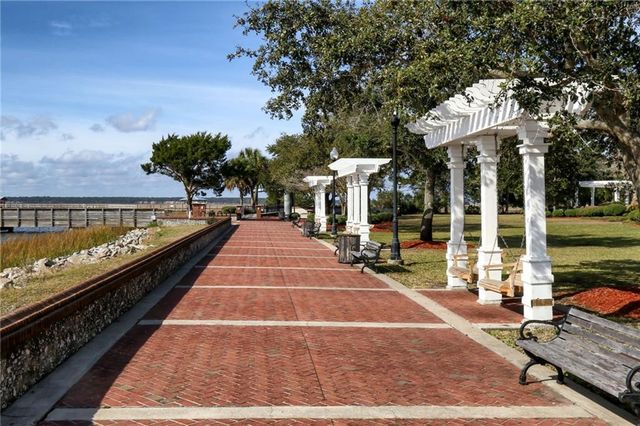 303 Mahan Street, St. Marys, GA 31558
