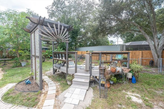 4946 41ST AVENUE N, St Petersburg, FL 33709