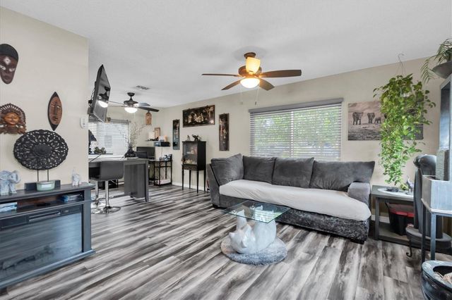 4946 41ST AVENUE N, St Petersburg, FL 33709