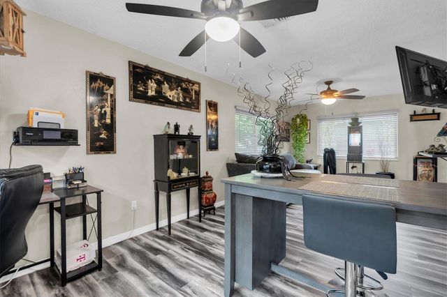 4946 41ST AVENUE N, St Petersburg, FL 33709