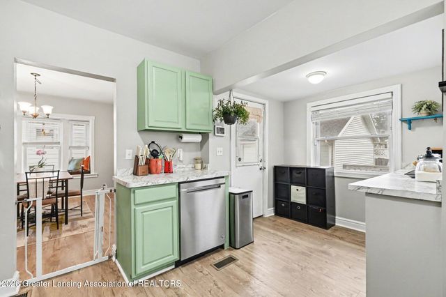 1629 N Genesee Drive, Lansing, MI 48915