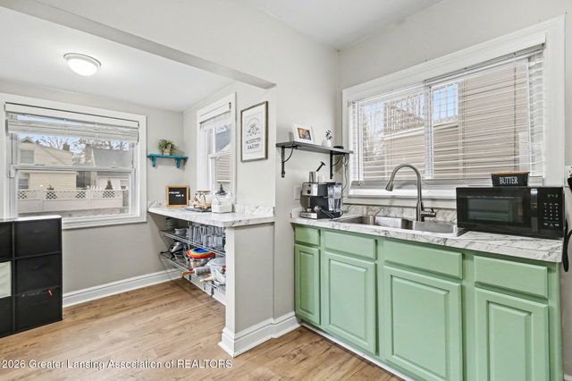 1629 N Genesee Drive, Lansing, MI 48915