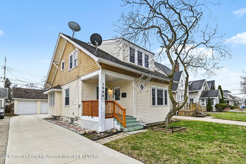 1629 N Genesee Drive, Lansing, MI 48915