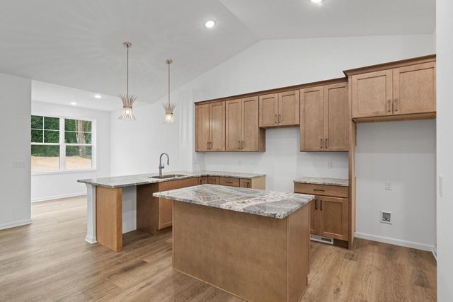 210 Linden LANE, Delavan, WI 53115