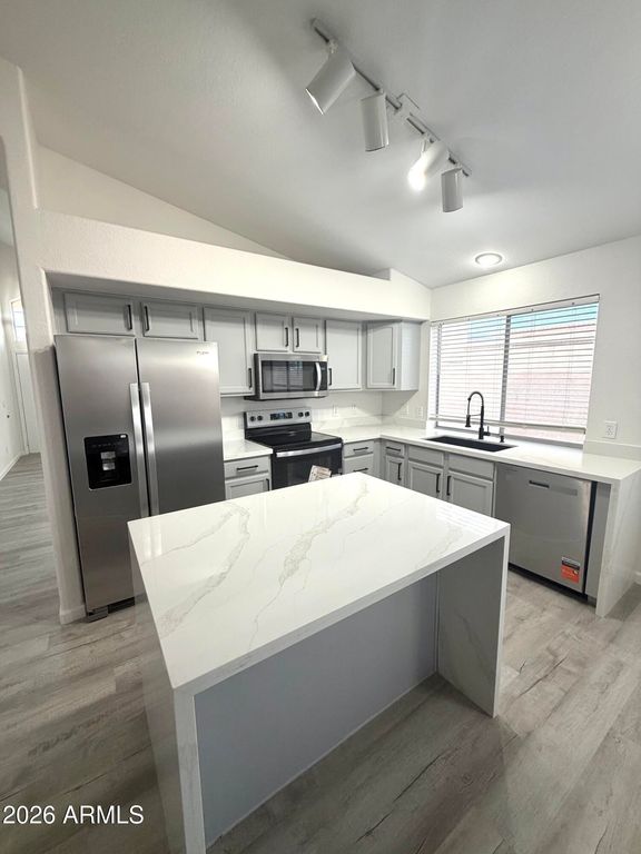 7939 W KIMBERLY Way, Glendale, AZ 85308 — photo 5