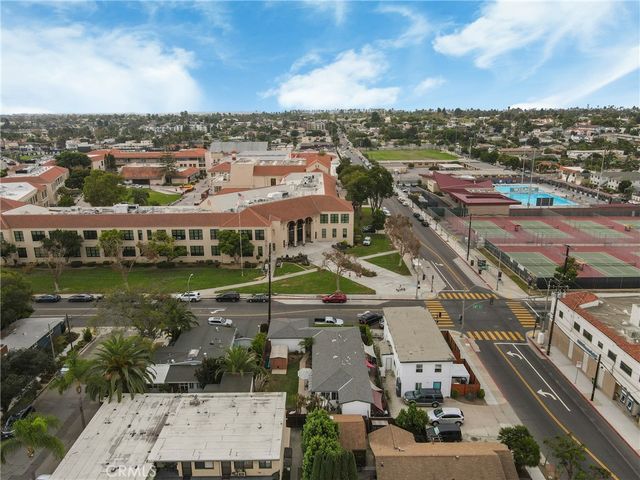 4409 E 10th Street, Long Beach, CA 90804