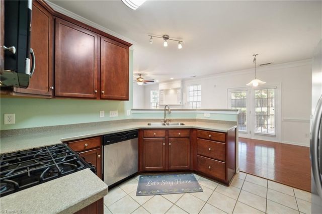 2576 Viola Court, Winston-salem, NC 27127