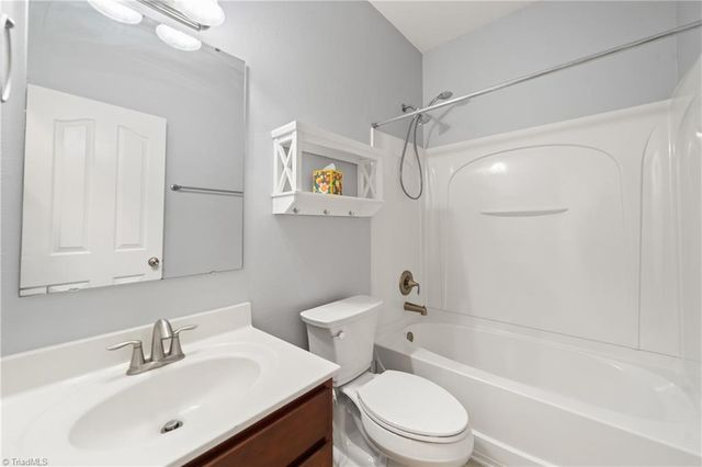 2576 Viola Court, Winston-salem, NC 27127