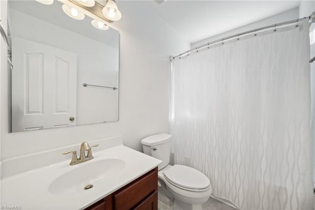 2576 Viola Court, Winston-salem, NC 27127