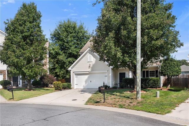 2576 Viola Court, Winston-salem, NC 27127