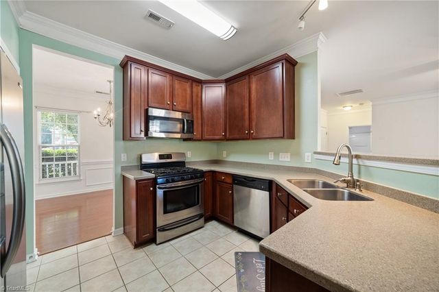 2576 Viola Court, Winston-salem, NC 27127