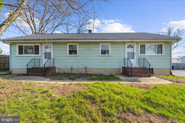 8229 FORT SMALLWOOD RD, Baltimore, MD 21226