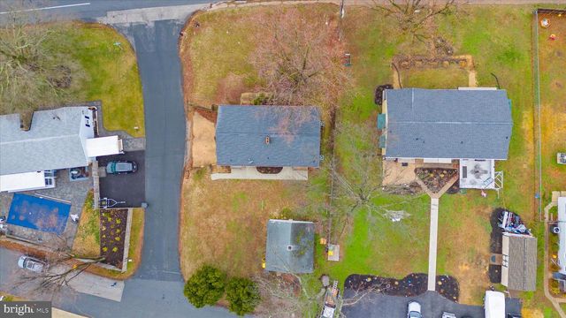 8229 FORT SMALLWOOD RD, Baltimore, MD 21226