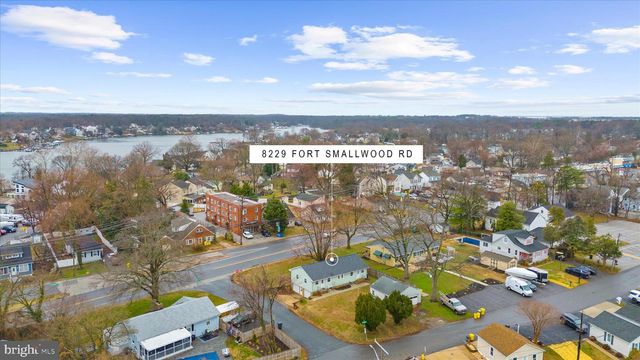 8229 FORT SMALLWOOD RD, Baltimore, MD 21226