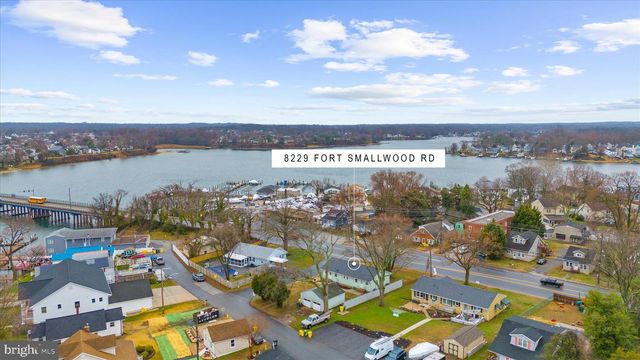 8229 FORT SMALLWOOD RD, Baltimore, MD 21226