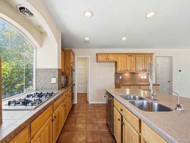 15395 E 117th Pl, Commerce City, CO 80022