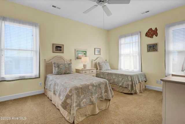 2515 N Lumina Avenue N, Wrightsville Beach, NC 28480