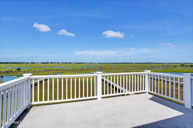 2515 N Lumina Avenue N, Wrightsville Beach, NC 28480