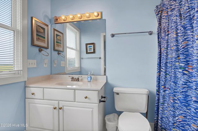 2515 N Lumina Avenue N, Wrightsville Beach, NC 28480