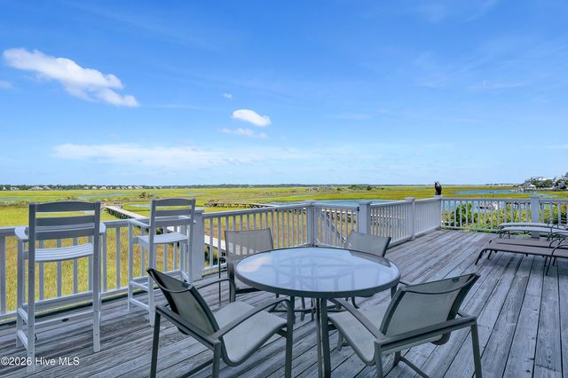 2515 N Lumina Avenue N, Wrightsville Beach, NC 28480