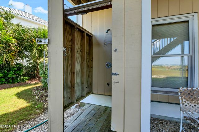 2515 N Lumina Avenue N, Wrightsville Beach, NC 28480
