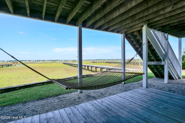 2515 N Lumina Avenue N, Wrightsville Beach, NC 28480
