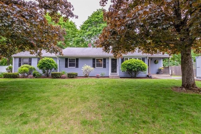 118 Bruce Rd, Walpole, MA 02081