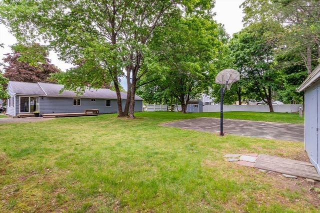 118 Bruce Rd, Walpole, MA 02081