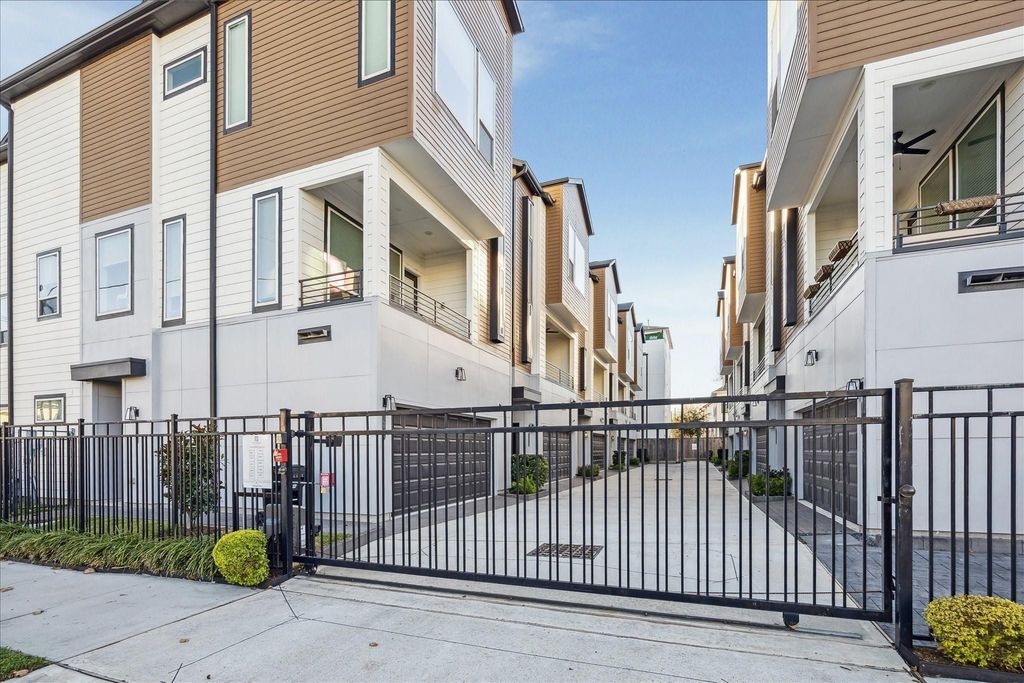 1603 Patterson Street E, Houston, TX 77007