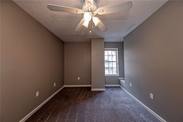 717 Saline St, Greenfield, PA 15207